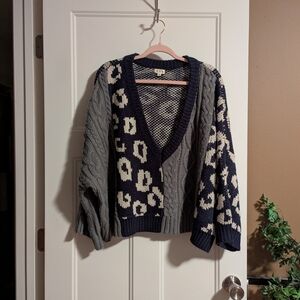 POL Leopard Print DeepV-Neck Sweater - Navy/Gray. Oversized. Slouchy. Med.
